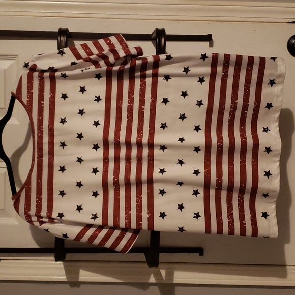 Shein Curve stripe & stars top 1xl - Picture 3 of 4